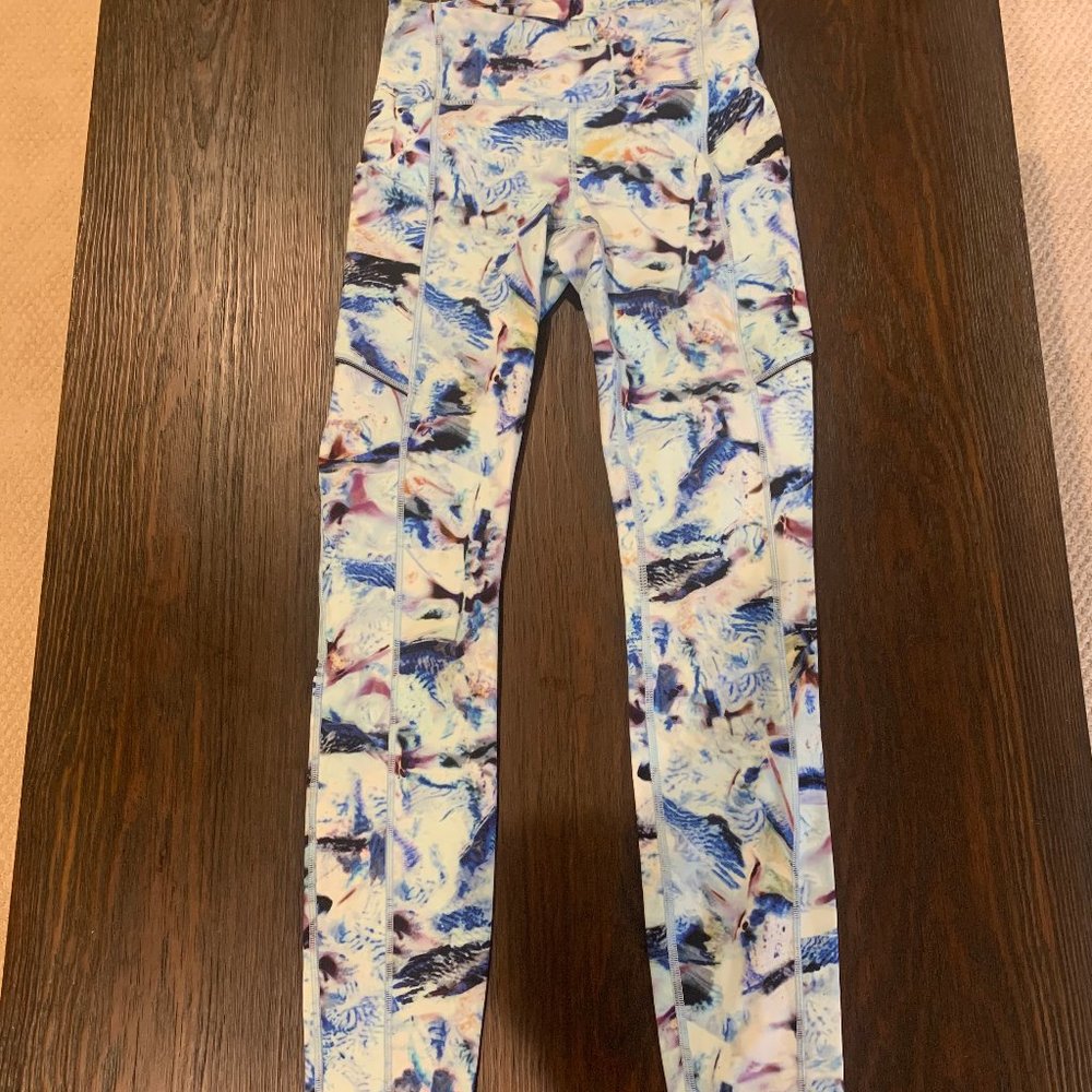 Lululemon Multi-Colored Leggings (2)
